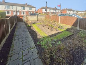 Front garden- click for photo gallery